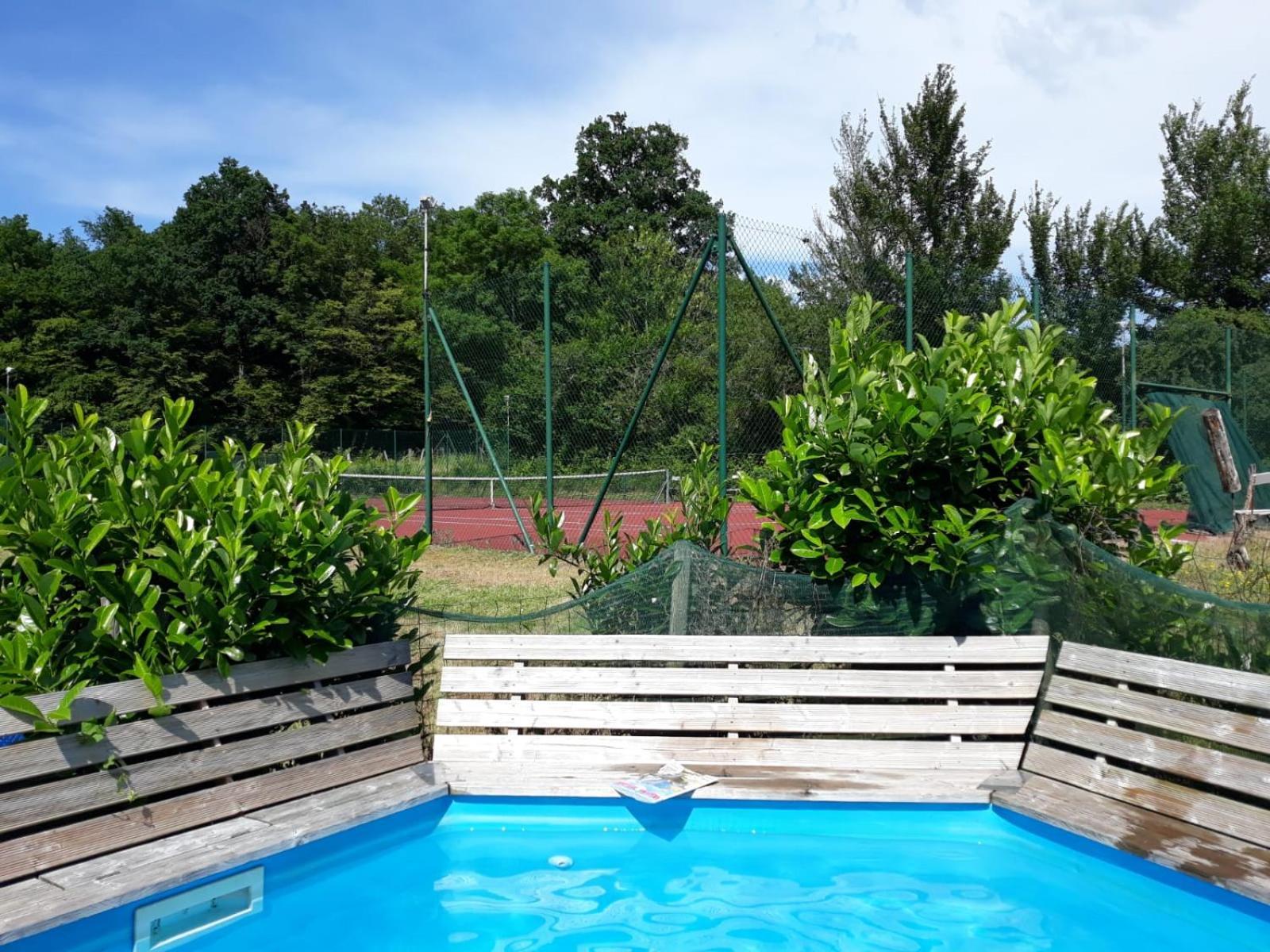 La Vache Tennis Privé Crux-la-Ville Exterior foto