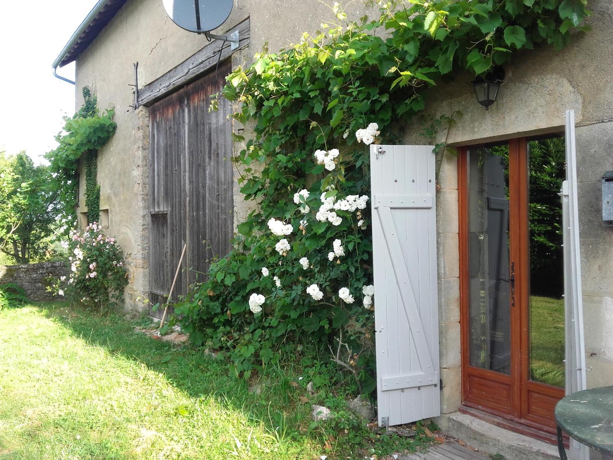 La Vache Tennis Privé Crux-la-Ville Exterior foto